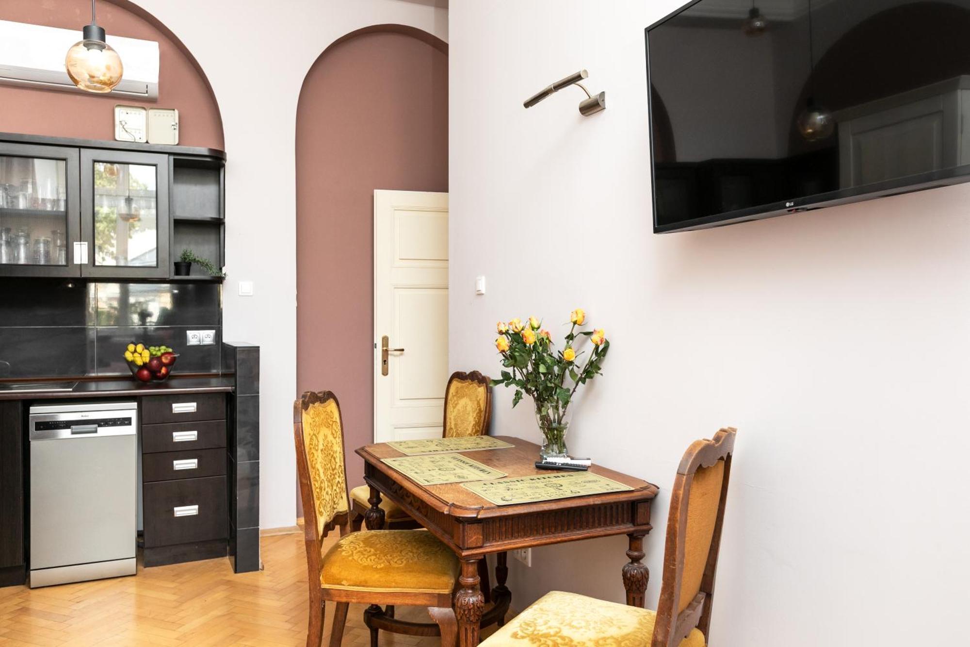 Otium Old Town Boutique Lägenhet Kraków Exteriör bild